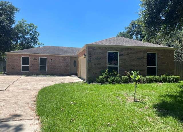 Property at 2002 Round Lake Dr, Houston, TX 77077, 4 beds, 2 baths