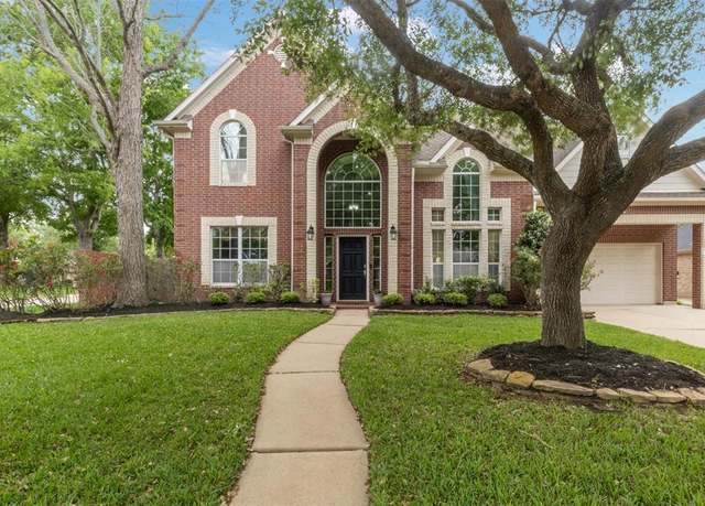 Property at 8522 Mill Dale Ct, Sugar Land, TX 77479, 4 beds, 4.5 baths