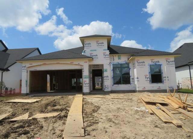 Property at 1714 Spring View Dr, Friendswood, TX 77546, 3 beds, 3.5 baths