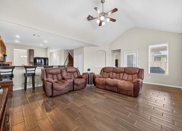 Property at 3350 Cabin Wood Way, Houston, TX 77084, 4 beds, 3.5 baths
