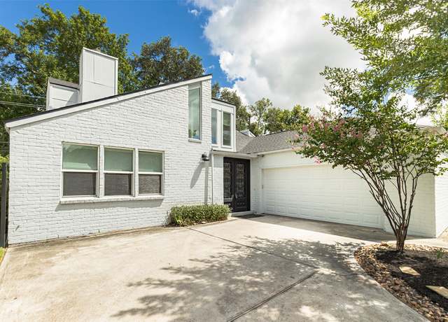 Property at 14102 Briarhills Pkwy, Houston, TX 77077, 4 beds, 2.5 baths