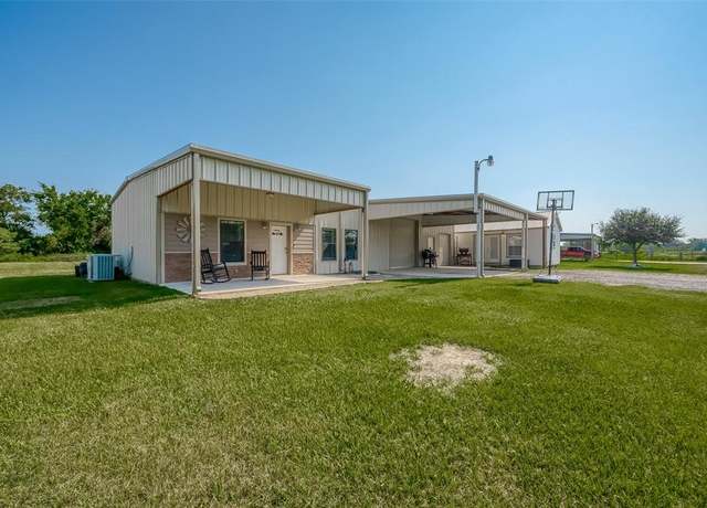 Property at 9231 County Road 420, Navasota, TX 77868, 3 beds, 2 baths