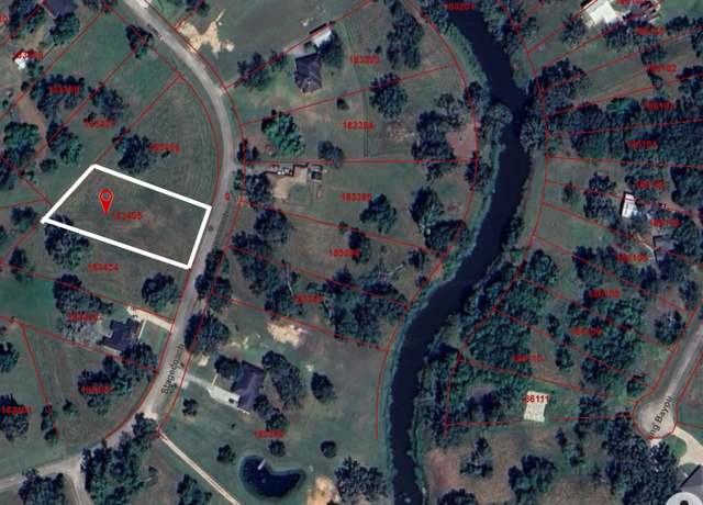 Property at 250 Stagecoach Trl, Angleton, TX 77515