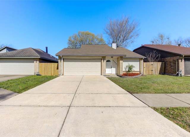 Property at 2036 Woodland Hills Dr, Missouri City, TX 77489, 3 beds, 2 baths