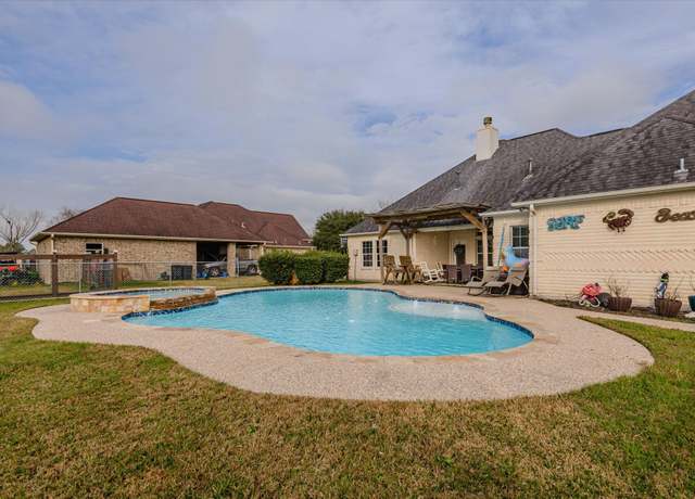 Property at 3514 Avenue D, Santa Fe, TX 77510, 4 beds, 2.5 baths