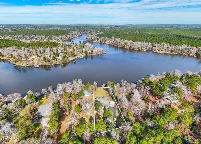 Property at 701 County Road 3170, Colmesneil, TX 75938, 3 beds, 2 baths
