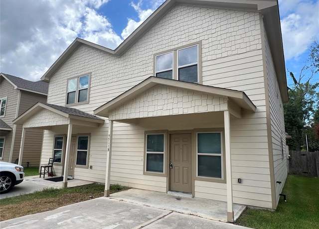 Property at 9511 Madera Rd, Houston, TX 77078, 6 beds, 2 baths