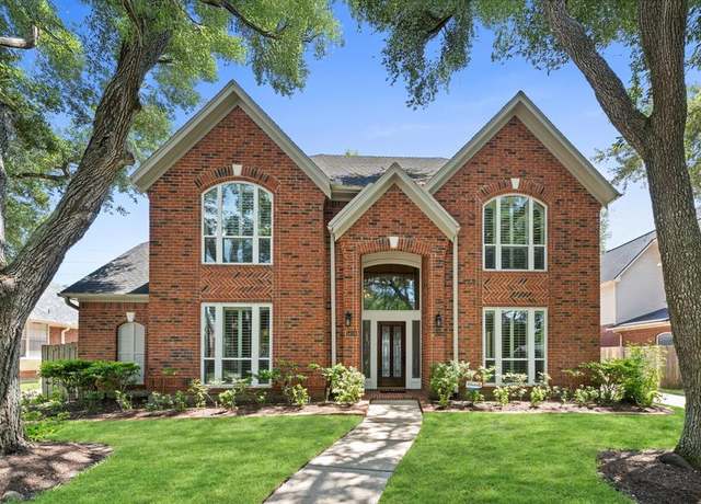 Property at 5418 Brook Bend Dr, Sugar Land, TX 77479, 4 beds, 3.5 baths