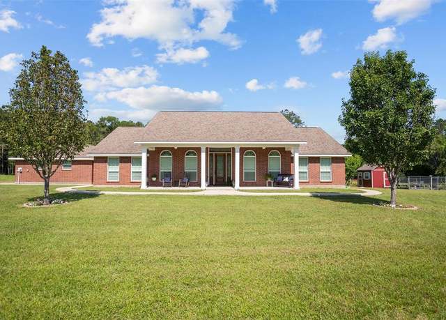 Property at 3210 FM 3065, Colmesneil, TX 75938, 4 beds, 2.5 baths
