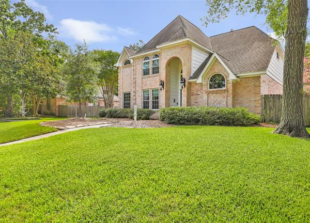 Property at 5810 Beacon Falls Dr, Kingwood, TX 77345, 4 beds, 3.5 baths