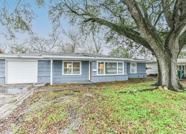 Property at 1413 Lake Rd, La Marque, TX 77568, 3 beds, 1 bath