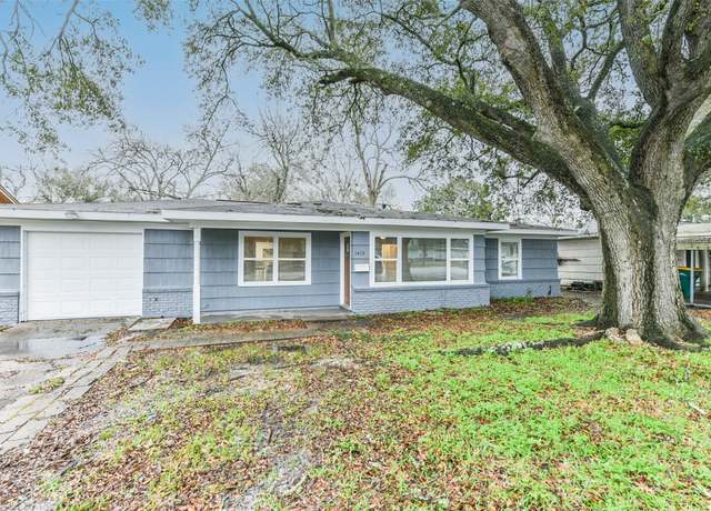 Property at 1413 Lake Rd, La Marque, TX 77568, 3 beds, 1 bath