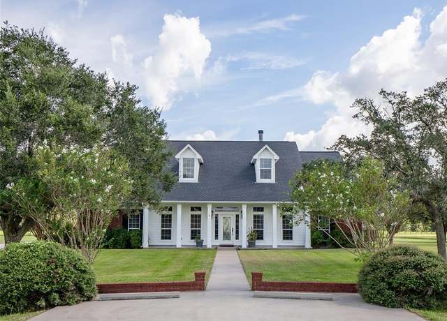 Property at 66 CR 397 Primrose Ct, Bay City, TX 77414, 3 beds, 3 baths