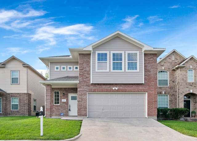 Property at 4444 Victory Dr #25, Houston, TX 77088, 3 beds, 2.5 baths