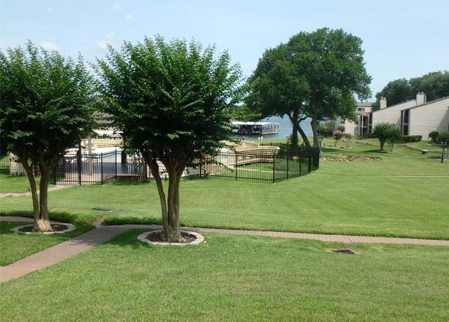 Property at 110 Lakeview Ter Unit D, Conroe, TX 77356, 2 beds, 2 baths