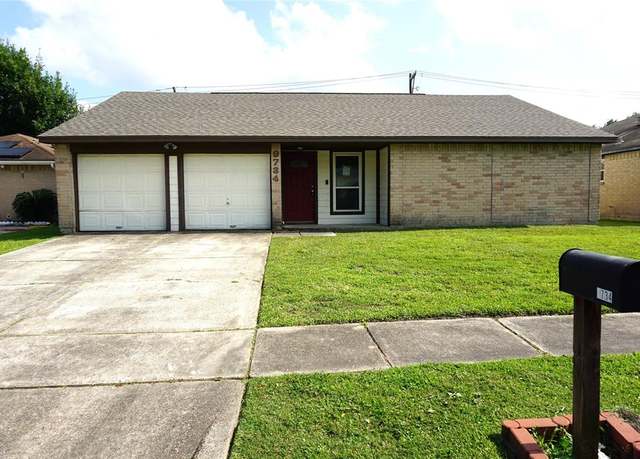 Property at 9734 Rocky Hollow Rd, La Porte, TX 77571, 3 beds, 2 baths