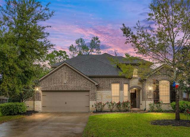 Property at 122 Madeline Ct, Montgomery, TX 77316, 4 beds, 4.5 baths