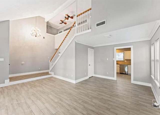 Property at 14727 Saint Cloud Dr, Houston, TX 77062, 3 beds, 2.5 baths
