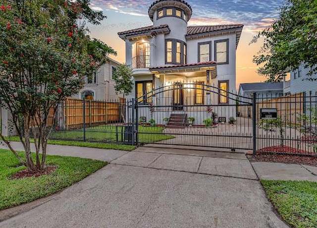Property at 1408 W 23rd St, Houston, TX 77008, 4 beds, 2.5 baths