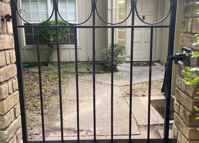 Property at 2403 W Settlers Way, Spring, TX 77380, 2 beds, 1.5 baths