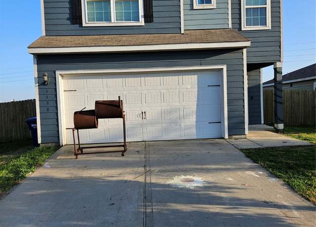 Property at 5538 Rainbow Rd, Baytown, TX 77523, 3 beds, 2.5 baths