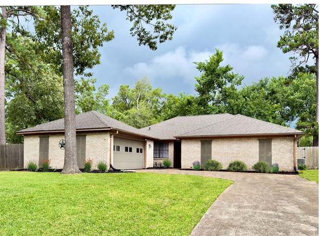 Property at 16007 Sailfin St, Crosby, TX 77532, 3 beds, 2 baths