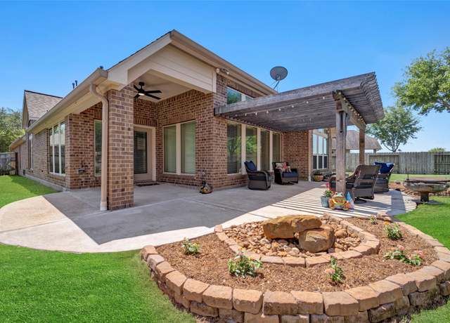 Property at 17638 Cleeves Dr, Richmond, TX 77407, 4 beds, 3 baths
