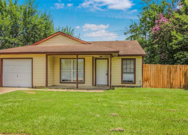 Property at 17406 Bullis Gap Dr, Hockley, TX 77447, 3 beds, 1 bath
