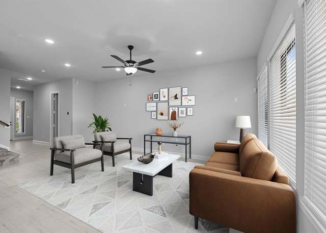 Property at 1523 Park Path Dr, Missouri City, TX 77459, 3 beds, 2.5 baths