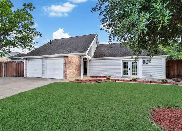Property at 15605 Elwood Drive Dr, Houston, TX 77040, 3 beds, 2 baths