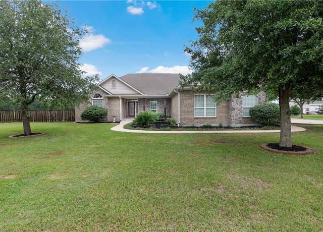 Property at 6443 Hardy Weedon Rd, College Station, TX 77845, 3 beds, 2 baths