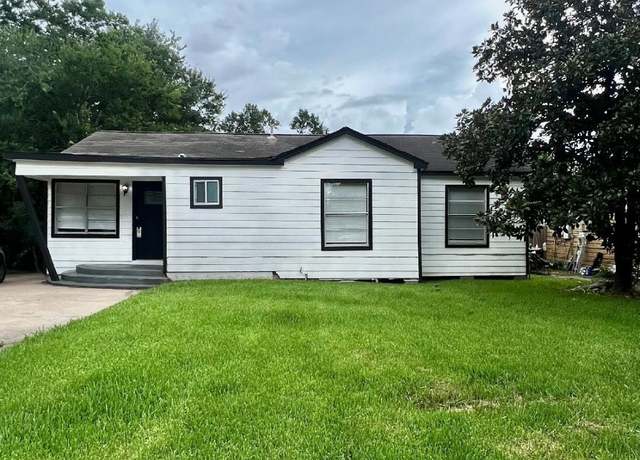 Property at 306 Rustic Dr, Pasadena, TX 77502, 4 beds, 3 baths