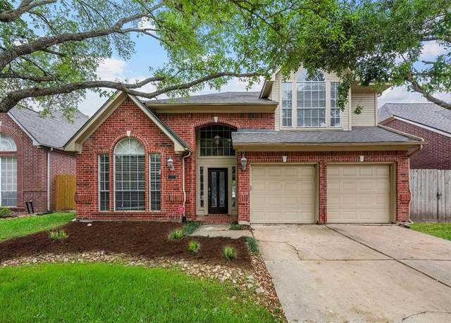 Property at 1123 Misty Lake Dr, Sugar Land, TX 77498, 4 beds, 3 baths