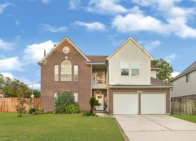 Property at 6130 Summerville Ln, Houston, TX 77041, 5 beds, 2.5 baths