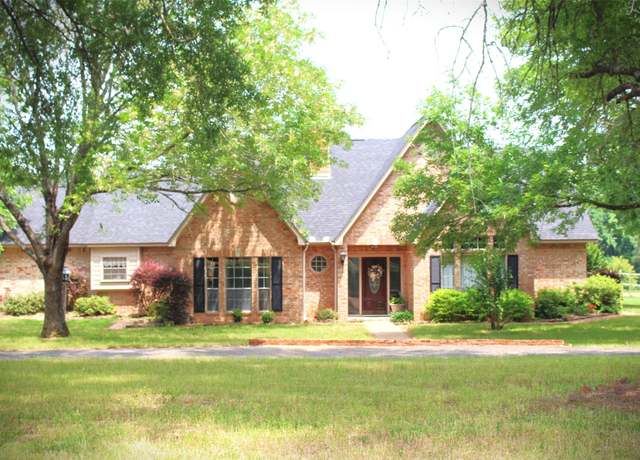 Property at 1119 Fm 2712, Crockett, TX 75835, 4 beds, 2.5 baths
