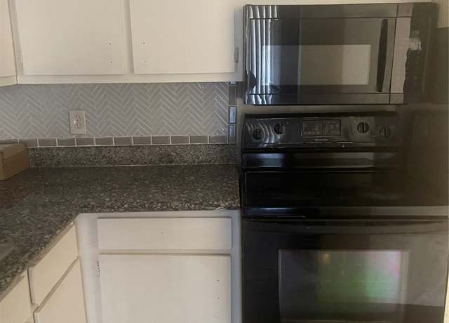 Property at 5625 Antoine Dr #1405, Houston, TX 77091, 2 beds, 2 baths