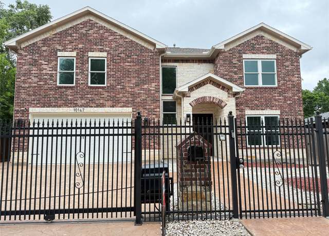 Property at 10147 Torrington Ln, Houston, TX 77075, 5 beds, 4.5 baths