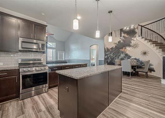 Property at 31510 Sandpiper Creek Dr, Hockley, TX 77447, 4 beds, 2.5 baths