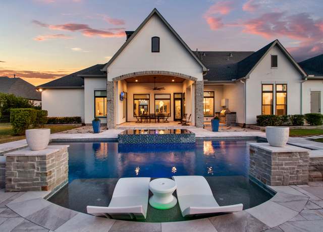 Property at 3 Moonlight Springs Dr, Tomball, TX 77377, 5 beds, 5 baths