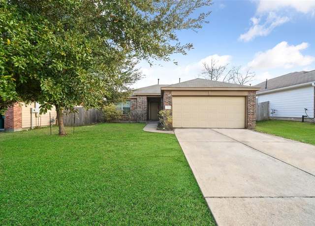 Property at 814 N Katydid Ct, Conroe, TX 77301, 4 beds, 2 baths