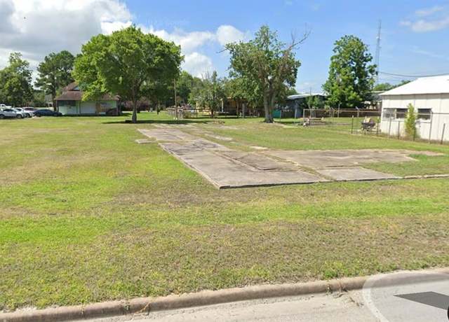 Property at 000 Miller St, Anahuac, TX 77514
