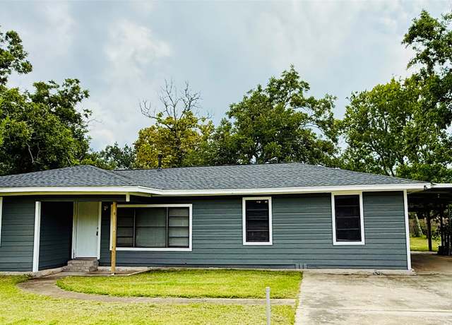 Property at 231 Moore St, Richwood, TX 77531, 3 beds, 1 bath