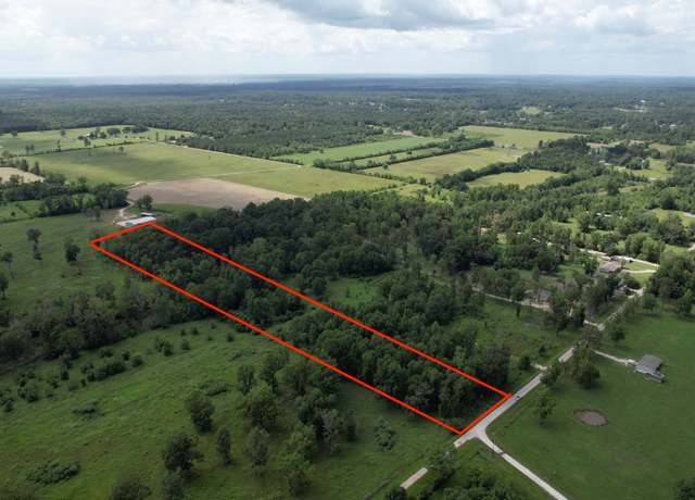 Property at 588 Mallet Ln Ln, Liberty, TX 77575