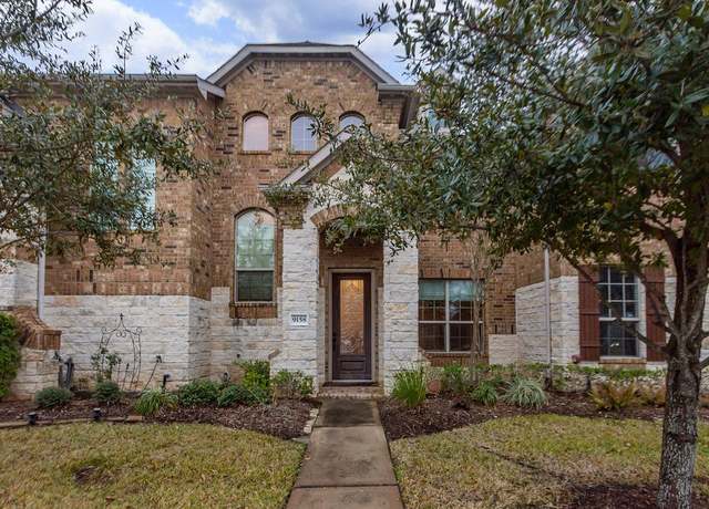 Property at 9158 Sunlight Oak Ln, Houston, TX 77070, 2 beds, 2.5 baths