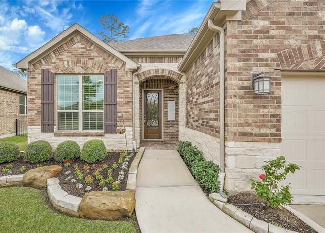 Property at 245 Percheron Dr, The Woodlands, TX 77382, 2 beds, 2 baths