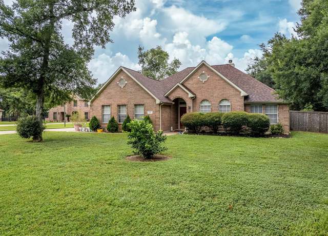 Property at 202 Whites Lake Estates Dr, Highlands, TX 77562, 4 beds, 2 baths