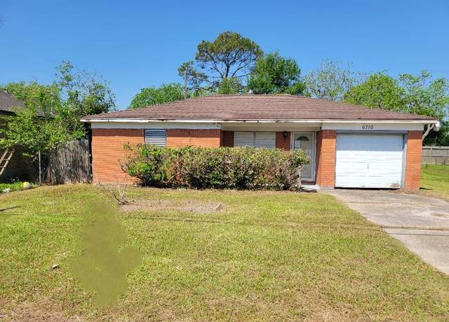 Property at 6710 Fairwood Rd, Hitchcock, TX 77563, 2 beds, 1 bath