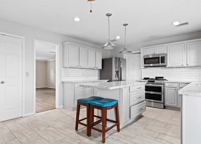 Property at 16902 River Willow Dr, Spring, TX 77379, 4 beds, 2.5 baths