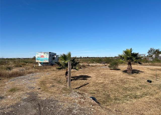Property at 704 18th St, San Leon, TX 77539