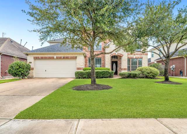 Property at 17414 Elverson Oaks Dr, Tomball, TX 77377, 5 beds, 3.5 baths